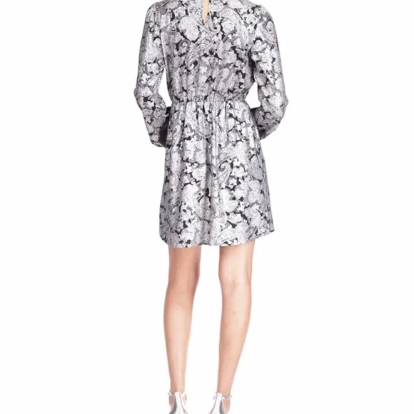 Michael Kors Paisly Dress with long sleeves, elastic waist & layered. New w/Tags - Picture 2 of 11